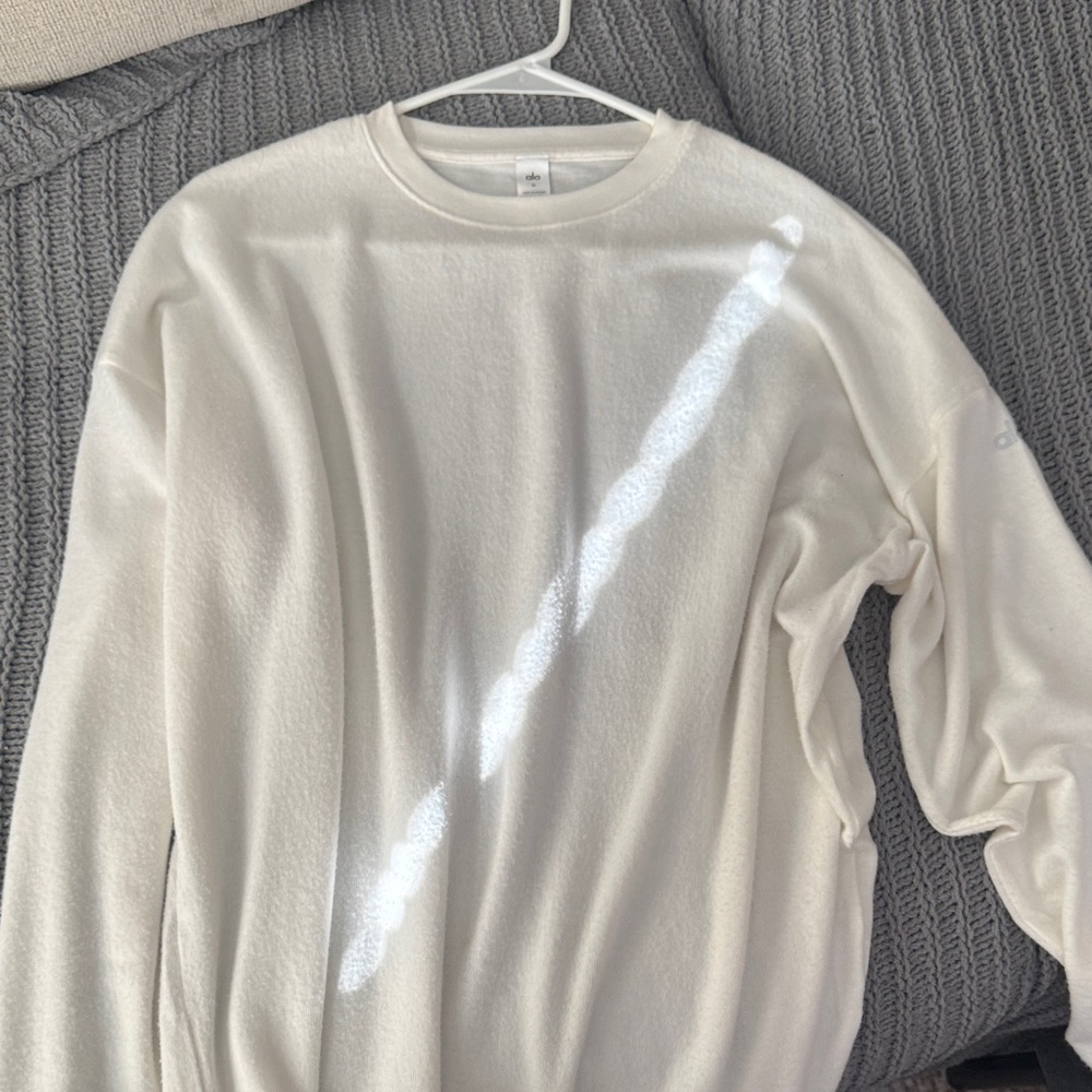 XMAS SALE ———- Alo Soho Pullover